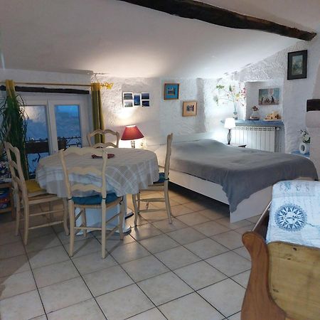 Le charme provençal - studio 4 couchages - Axelle Loc'Appart Lorgues Exterior foto